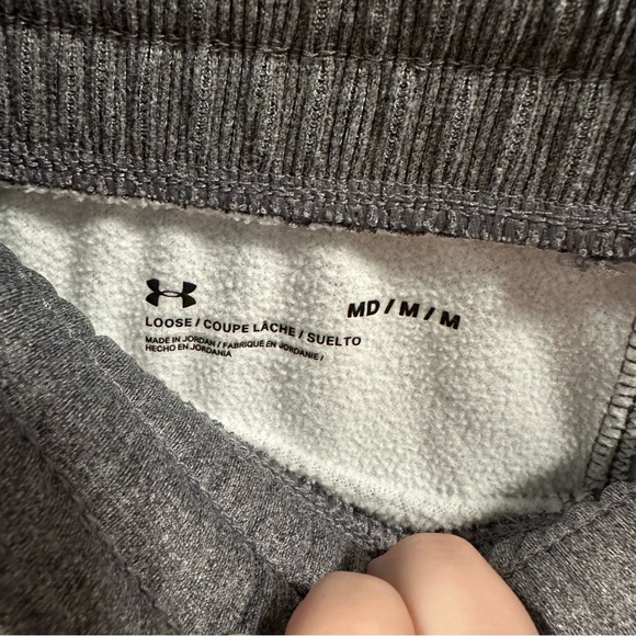 under armor grey sweatpants with pockets - Picture 3 of 3